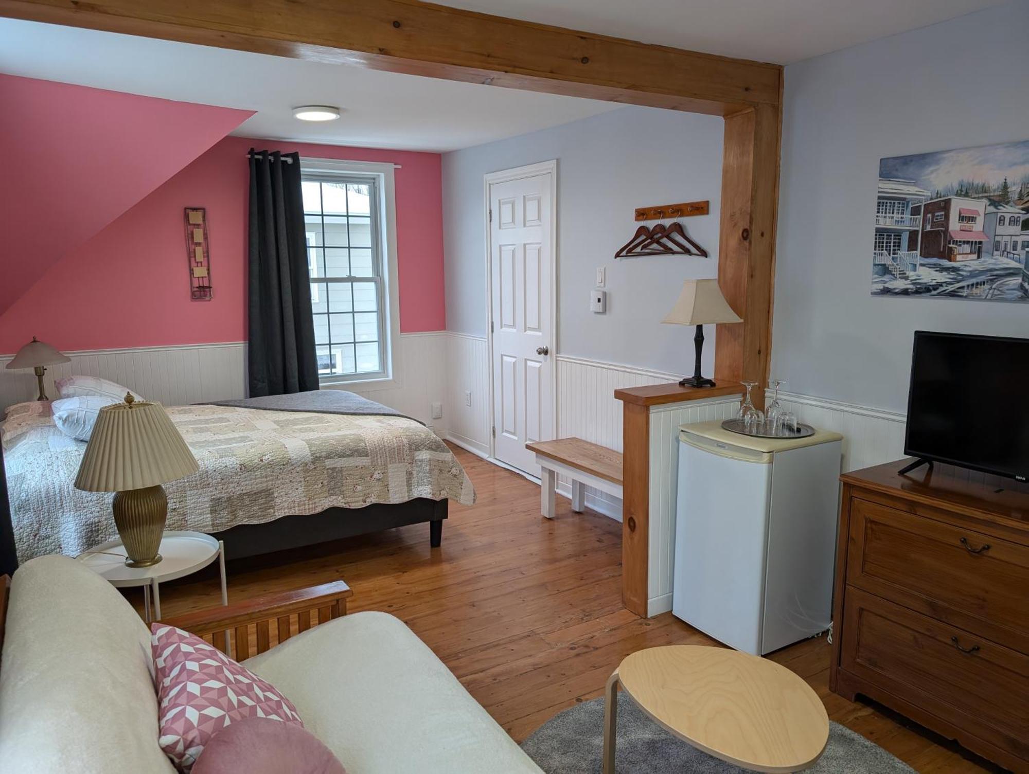 Bed and Breakfast Au Saut Du Lit Magog Exterior foto
