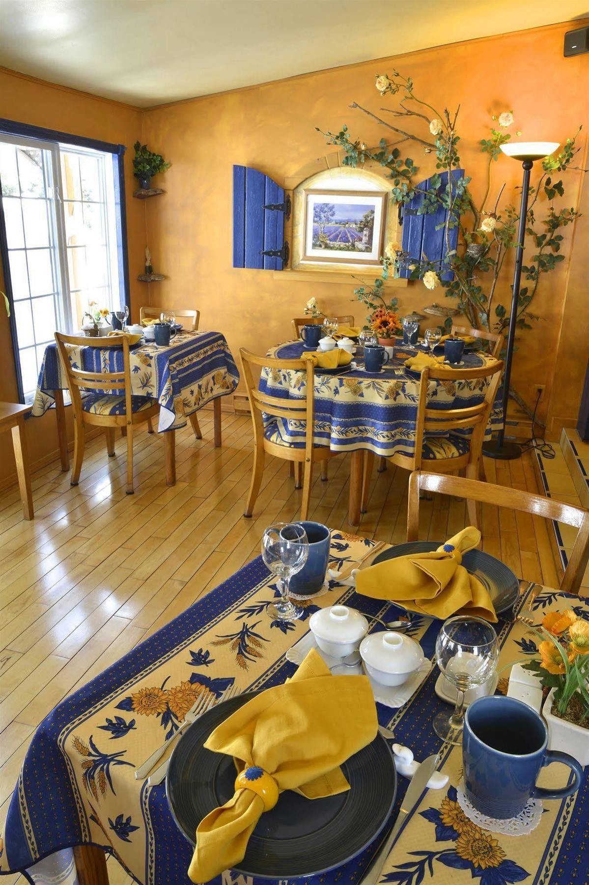 Bed and Breakfast Au Saut Du Lit Magog Exterior foto